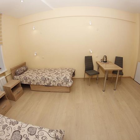 Hotel Sport Minsk Esterno foto