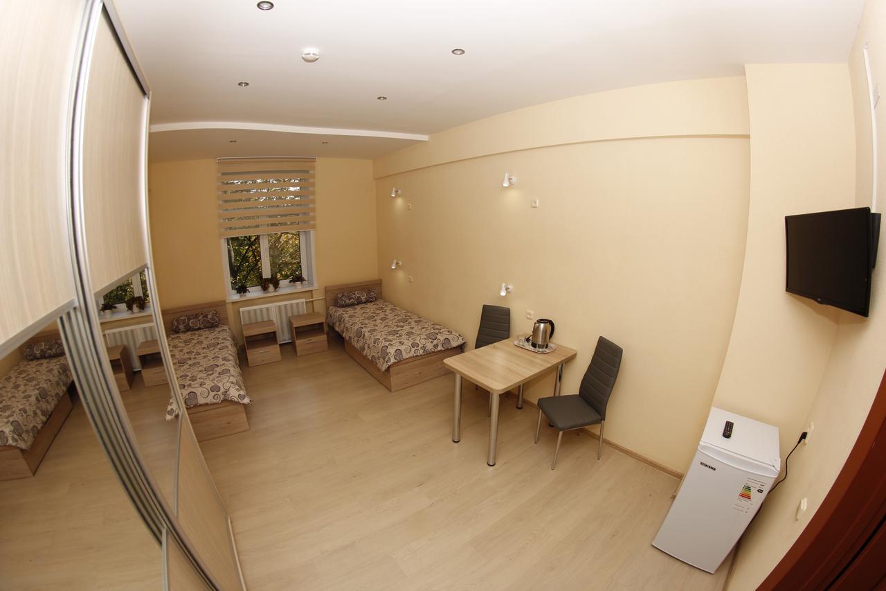Hotel Sport Minsk Esterno foto